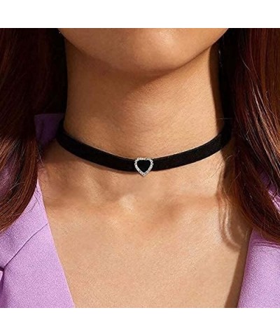 Black Choker Necklace Heart Circle With Crystal Chokers Collar Adjustable Necklaces Jewelry Accessory for Women and Girls Hea...